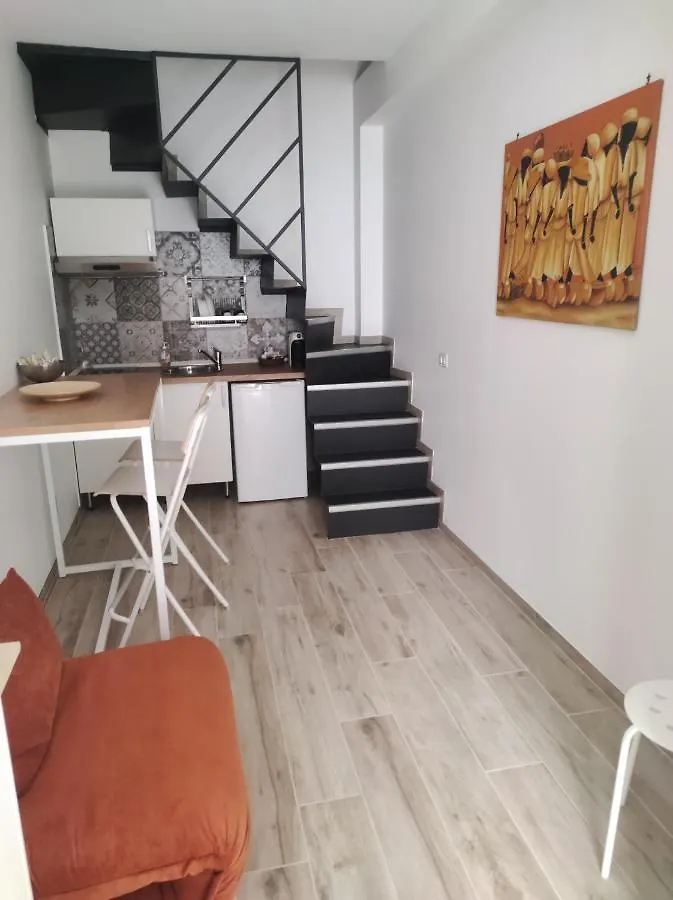 Bbsantanna2 Bed and Breakfast Μπάρι